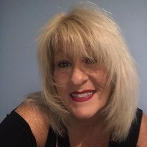 Meet your Posher, Gina